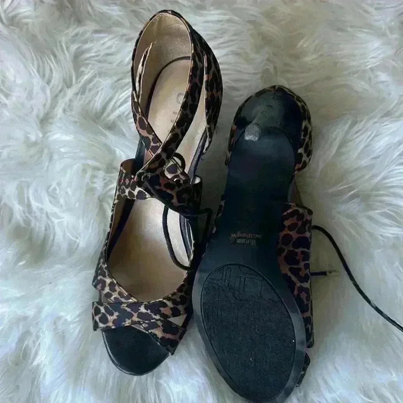 Gorgeous Leo Print Heels / Brand New - Size 8.5 - Picture 2 of 4